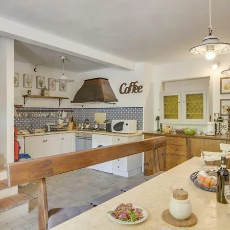 Torre Del Falco Casa rural *