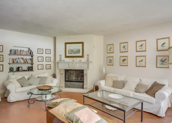 컨트리하우스 Torre Del Falco *