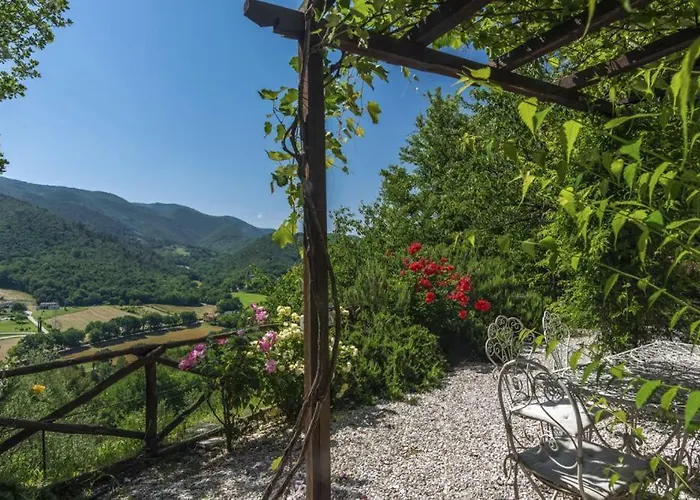 컨트리하우스 Torre Del Falco *