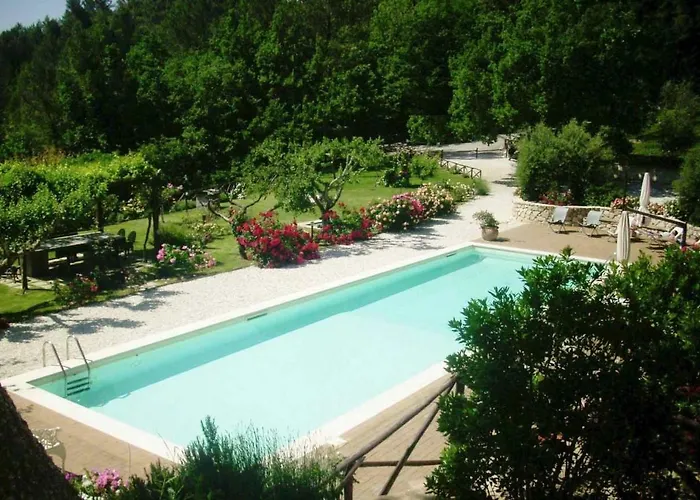 Torre Del Falco 컨트리하우스 *